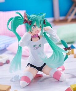 Alternative view of Hatsune Miku Desktop Cute Figure Cat Ear T-Shirt Ver. 13 cm